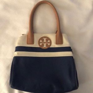 Canvas purse
